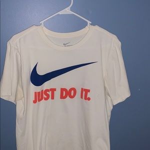 Nike T-Shirt